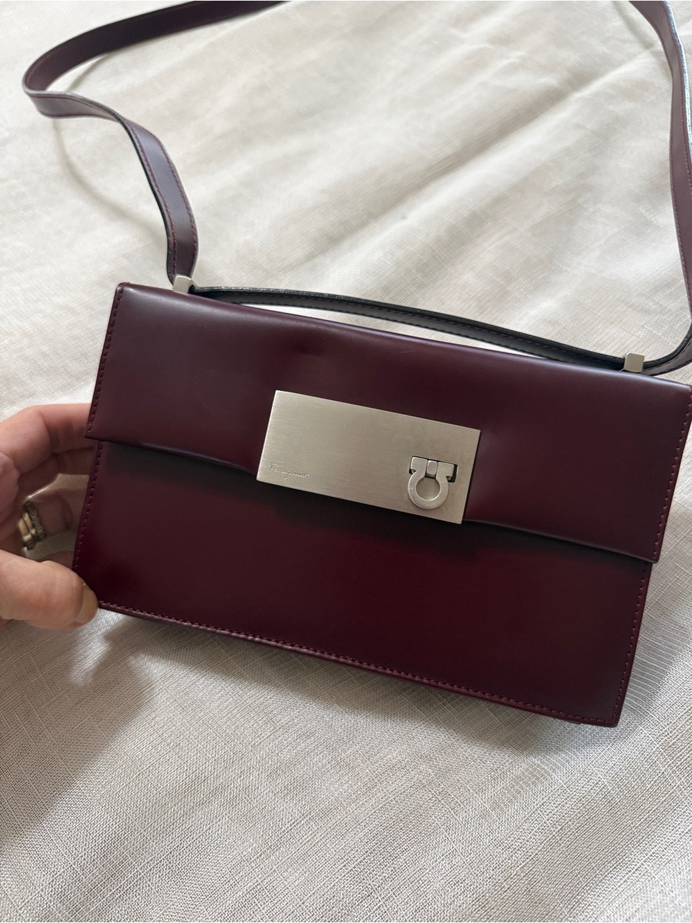 Vintage Salvatore Ferragamo Gancini Leather Flap Burgundy Shoulder Bag BP219634